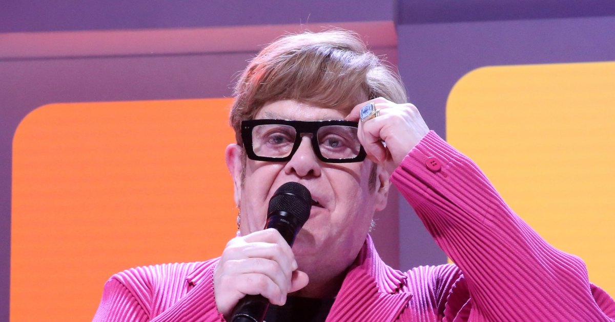 elton-john-eye-infection